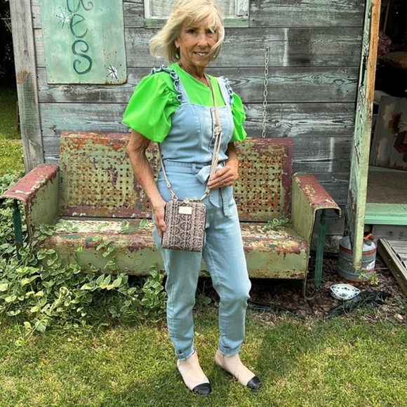 Coco Carmen Gray Crossbody Wallet Gold - Picture 3 of 12